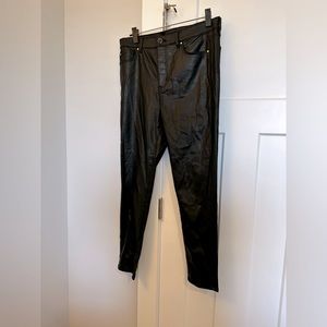 Ann Taylor Sculpting Pocket High Rise Skinny Jeans in Black Coated Denim size 10